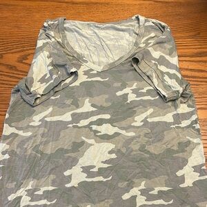 American Eagle Top/5